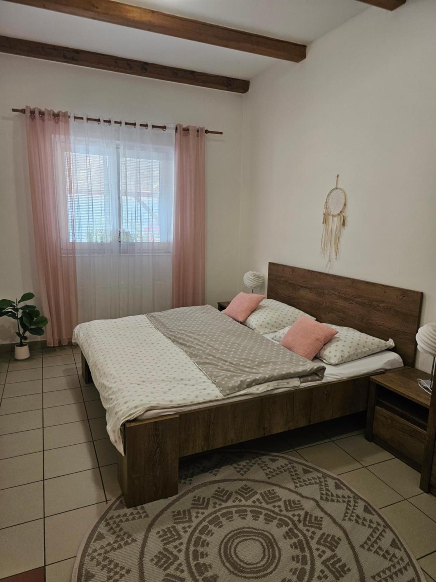 Apartman U Sudu Kobylí Zewnętrze zdjęcie