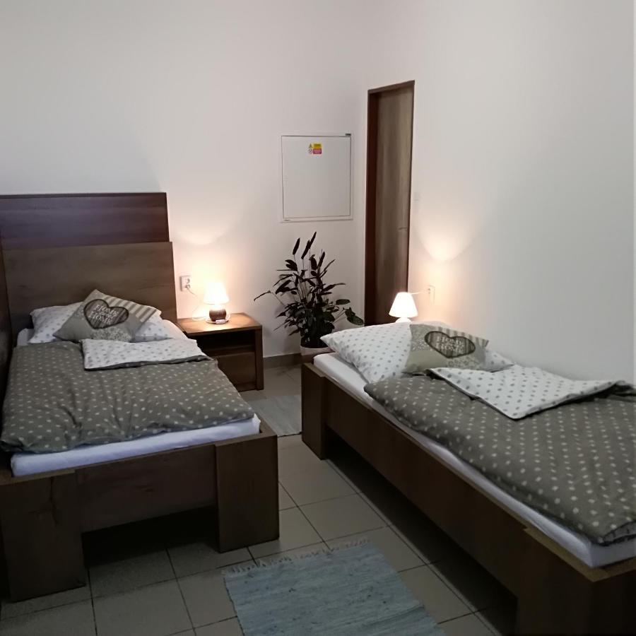 Apartman U Sudu Kobylí Zewnętrze zdjęcie